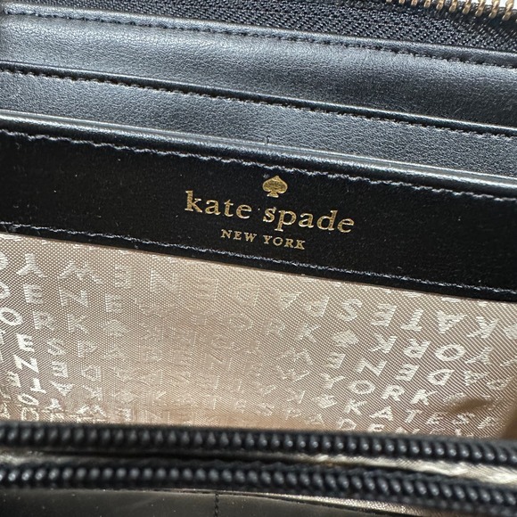 Kate Spade / Diaper Bag & Matching Wallet - Picture 12 of 16